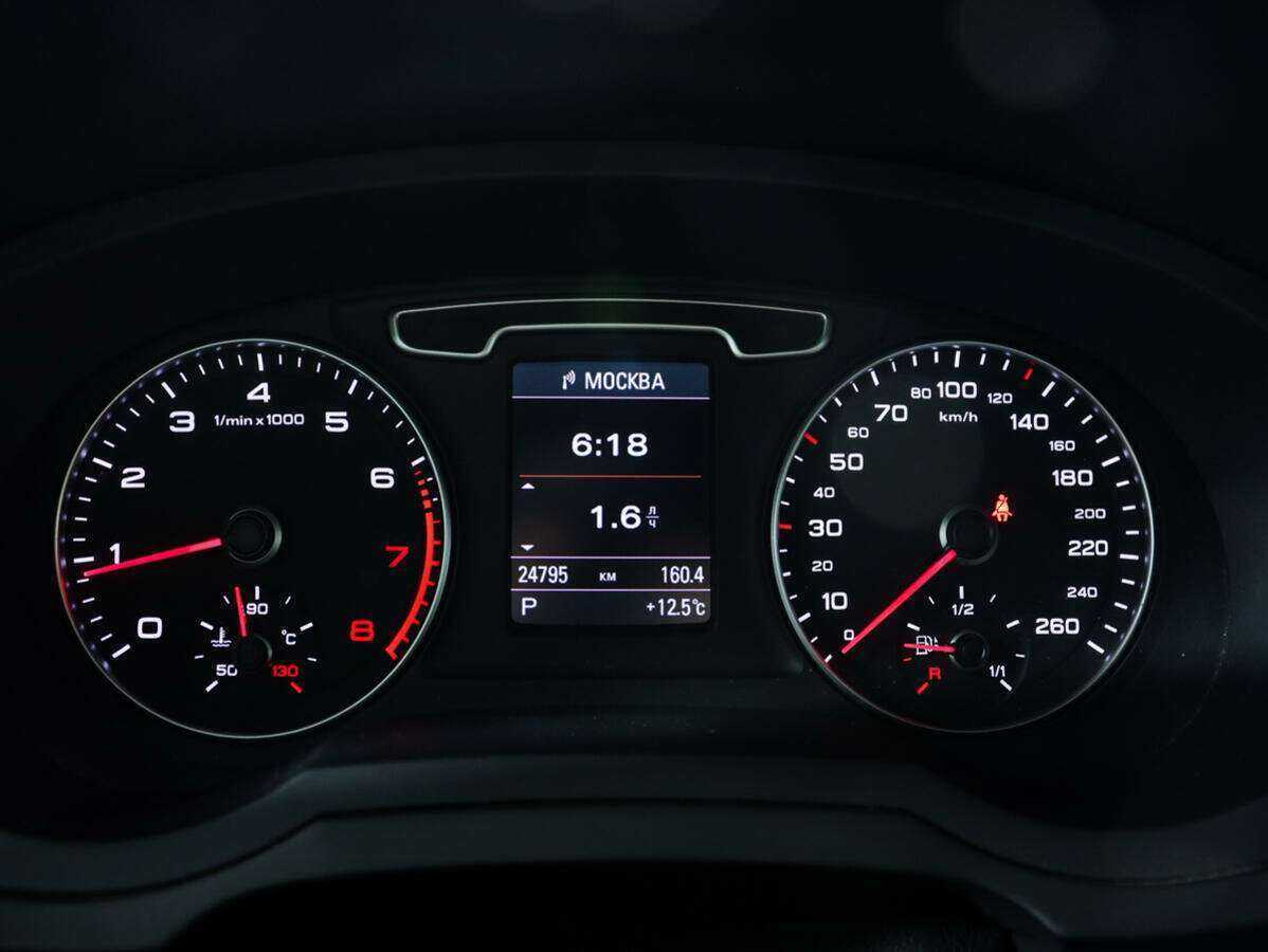 Б/У Ауди К3 2012 года. Фото: #8