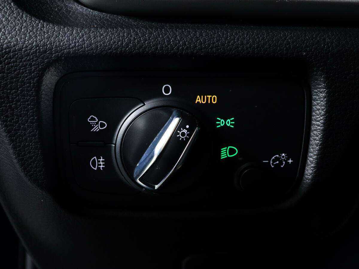 Б/У Ауди А3 2016 года. Фото: #17