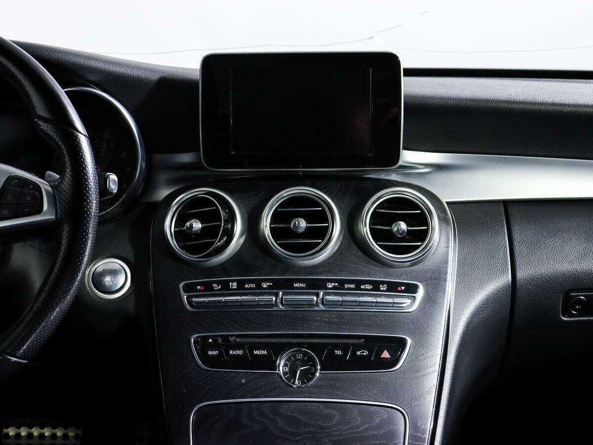 Б/У Мерседес-Бенц Ц-Класс 2016 года. Фото: #11