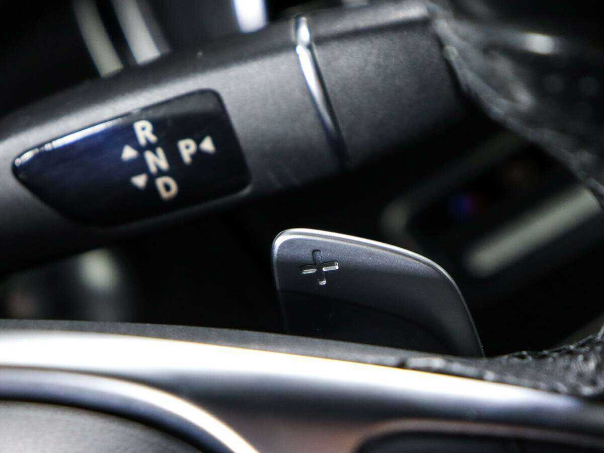 Б/У Мерседес-Бенц Ц-Класс 2016 года. Фото: #21