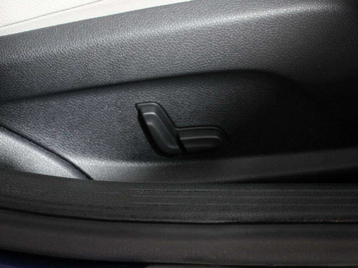 Б/У Мерседес-Бенц Ц-Класс 2015 года. Фото: #14