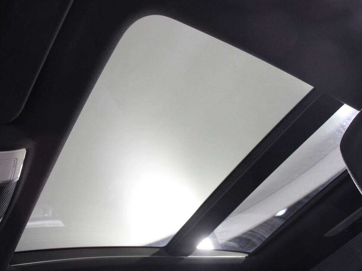 Б/У Мерседес-Бенц Е-Класс 2013 года. Фото: #19