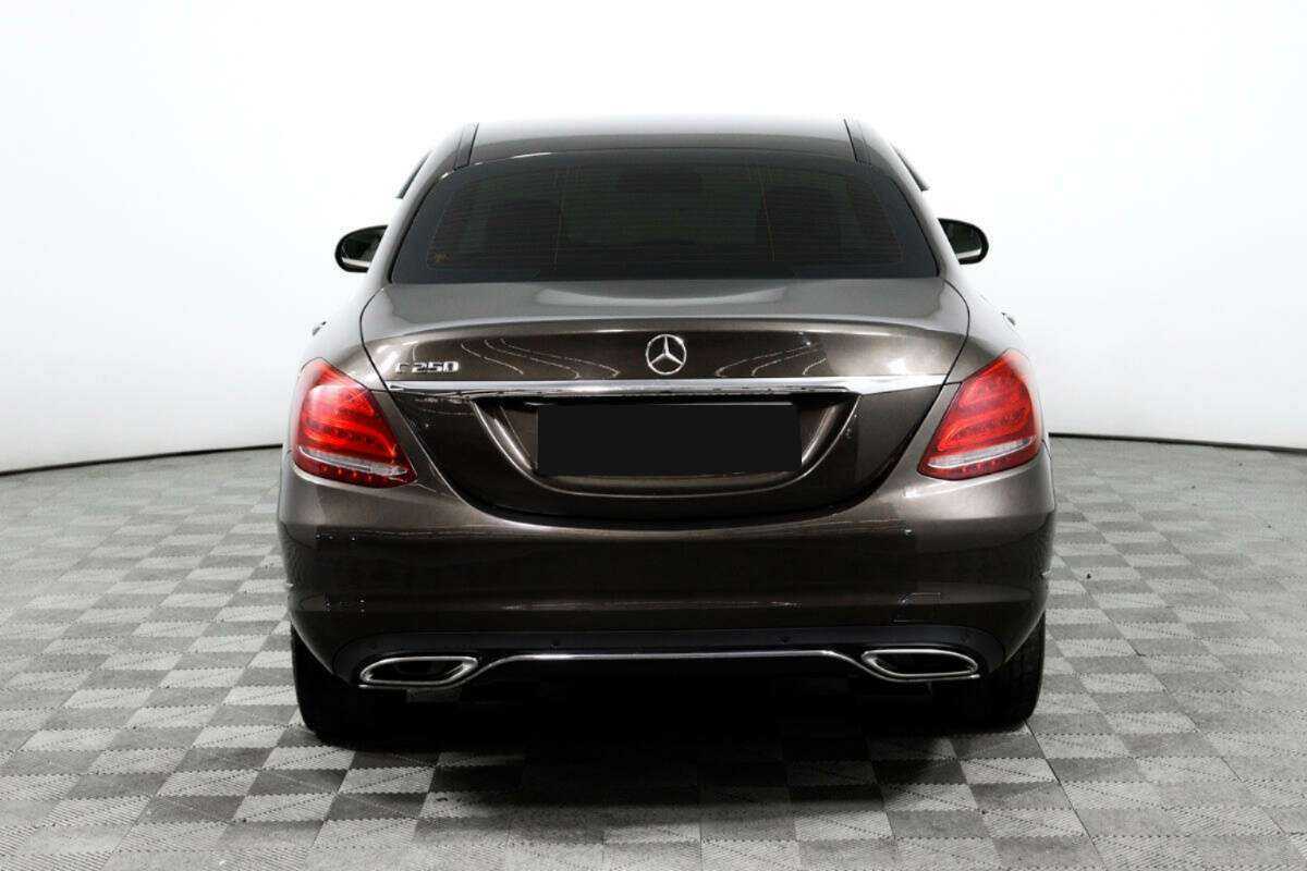 Б/У Мерседес-Бенц Ц-Класс 2015 года. Фото: #5