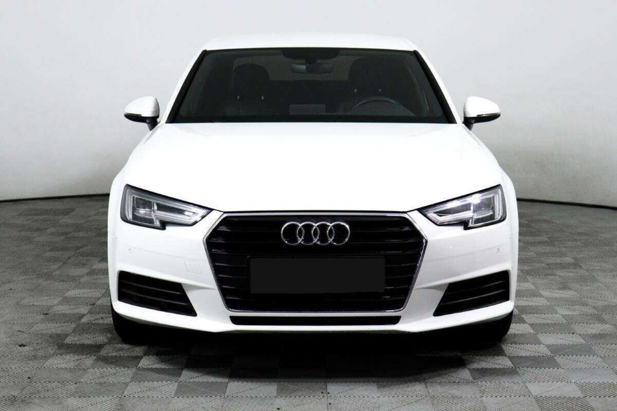 Б/У Ауди А4 2019 года. Фото: #1