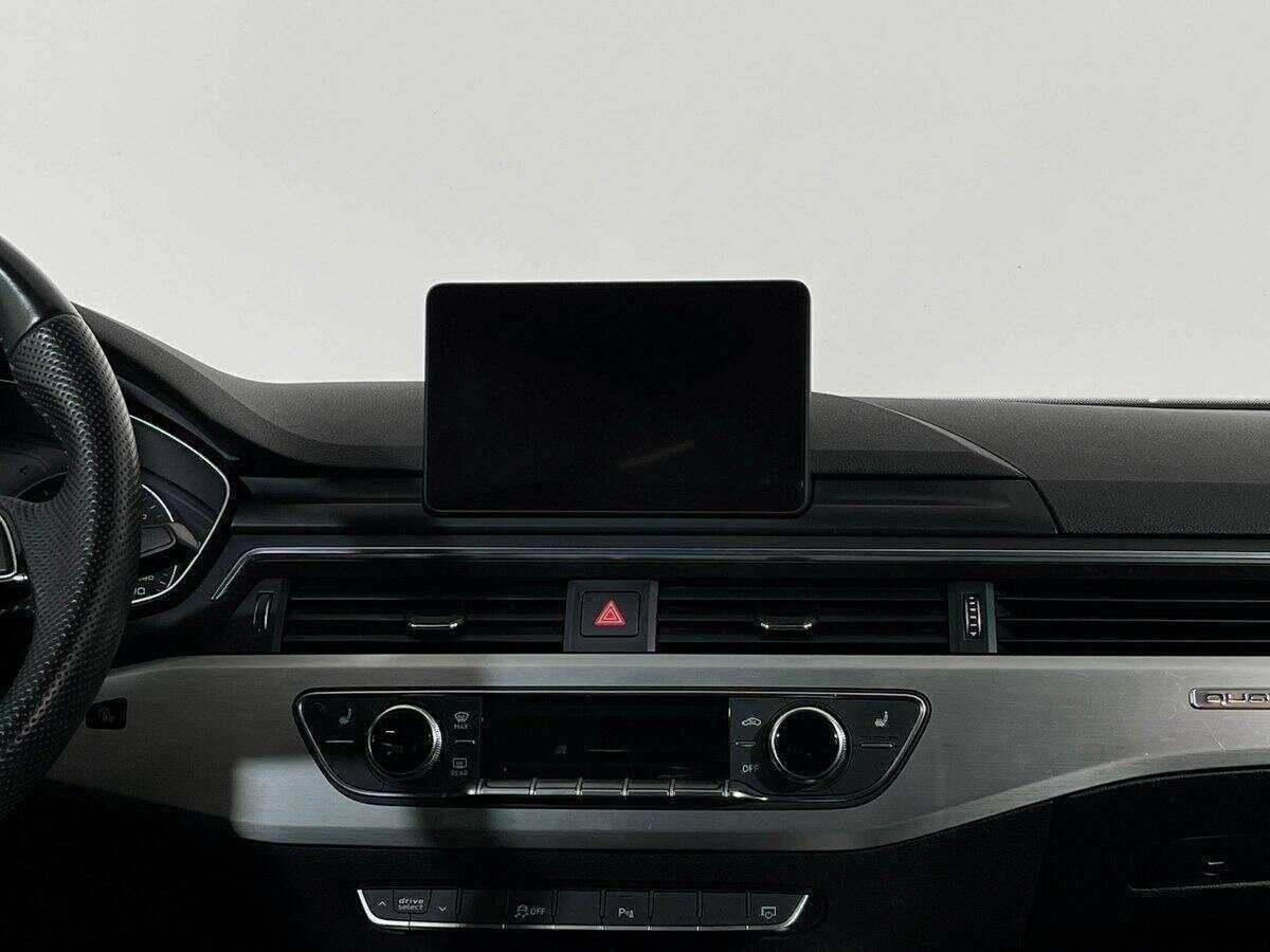 Б/У Ауди А4 2017 года. Фото: #11