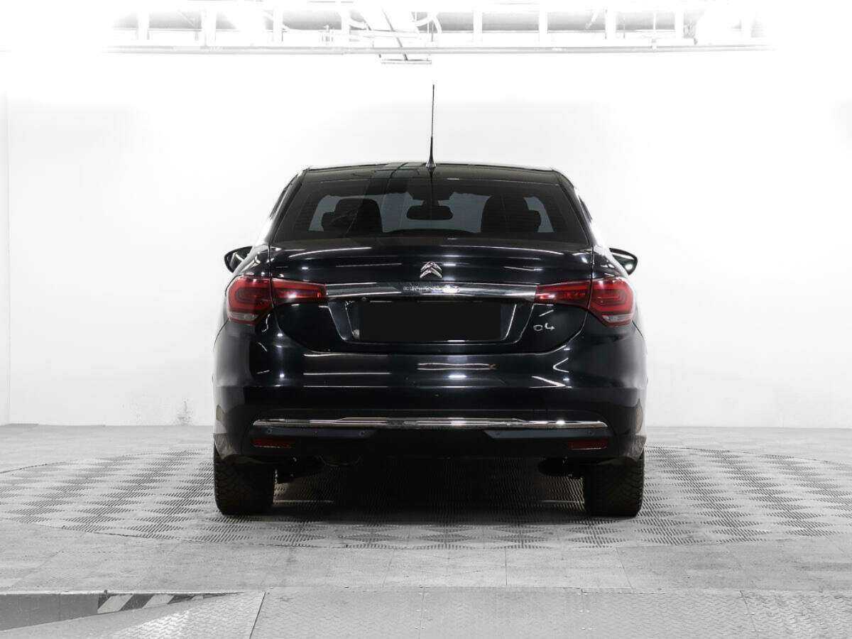 Б/У Ситроен Ц4 2018 года. Фото: #4