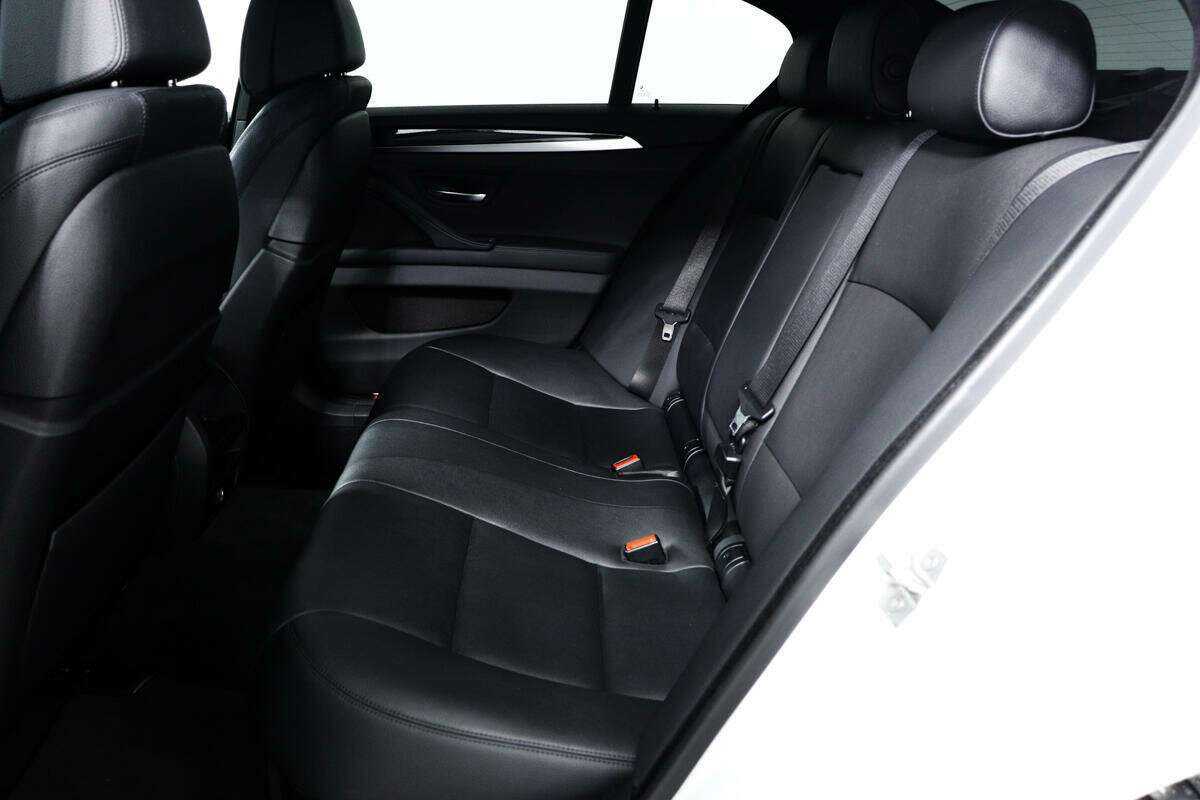 Б/У БМВ 5 серии 2016 года. Фото: #11