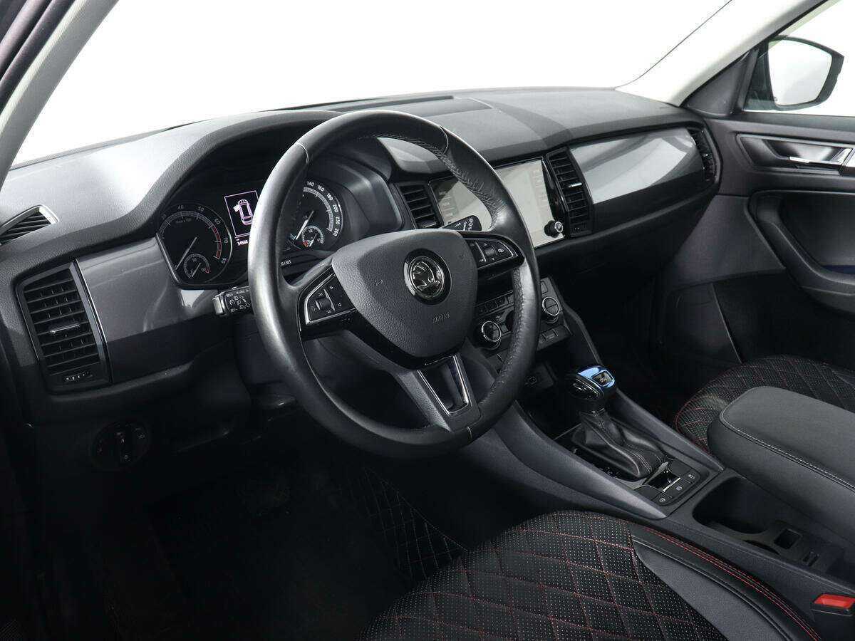 Б/У Шкода Кодиак 2019 года. Фото: #8