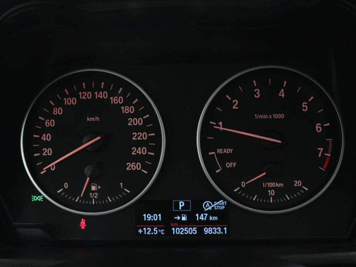 Б/У БМВ Икс1 2017 года. Фото: #9