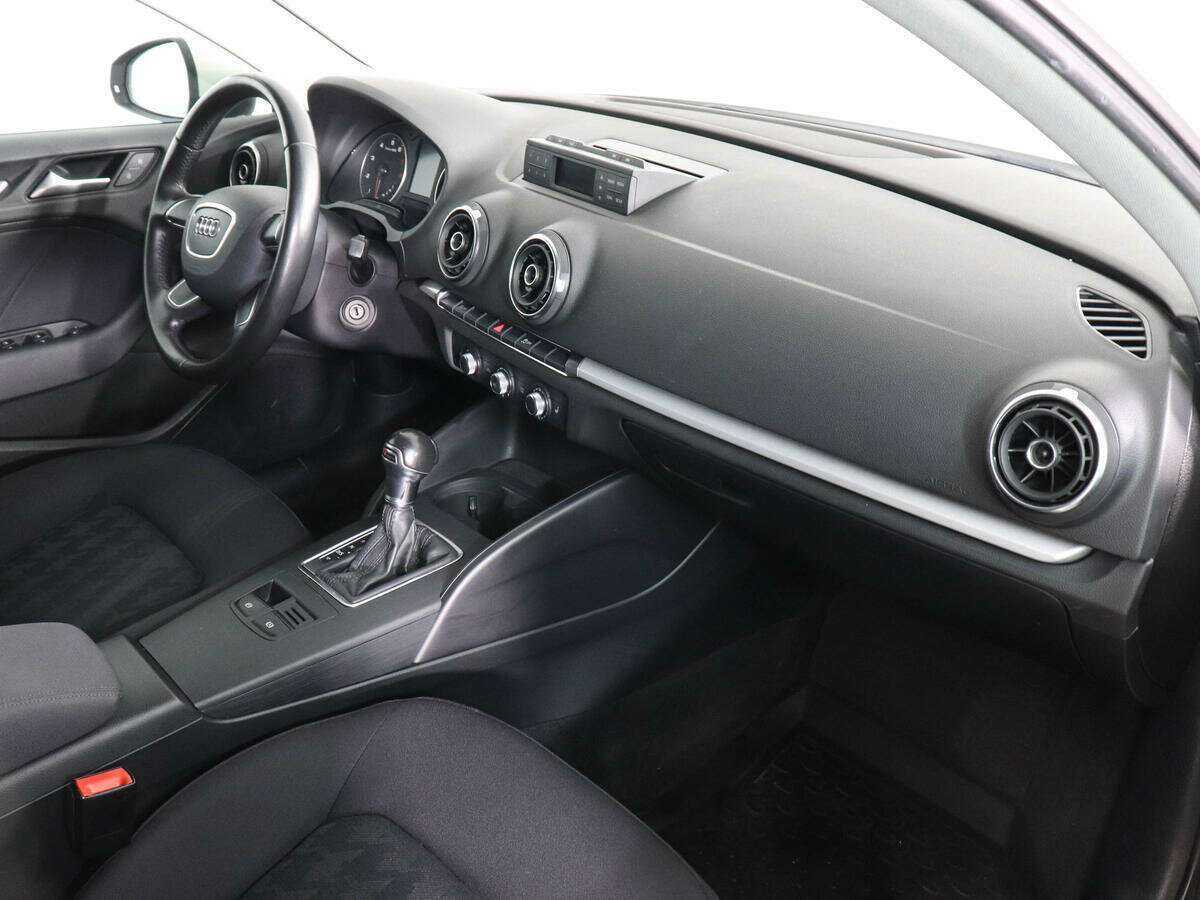 Б/У Ауди А3 2014 года. Фото: #8