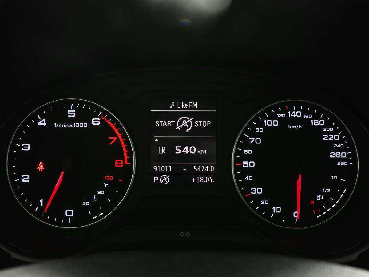 Б/У Ауди А3 2013 года. Фото: #9