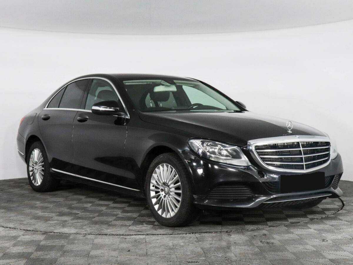 Б/У Мерседес-Бенц Ц-Класс 2015 года. Фото: #2