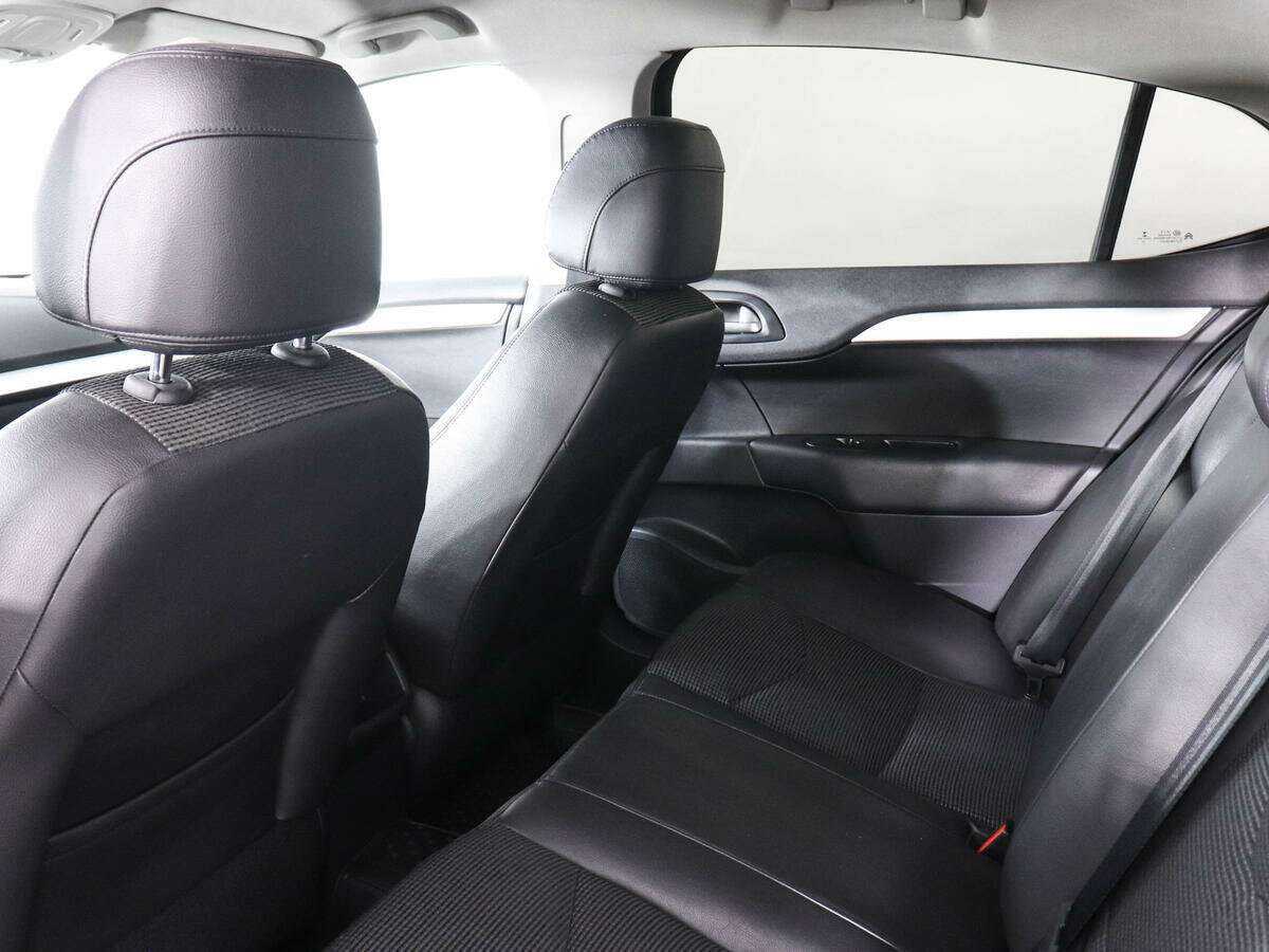 Б/У Ситроен Ц4 2018 года. Фото: #11