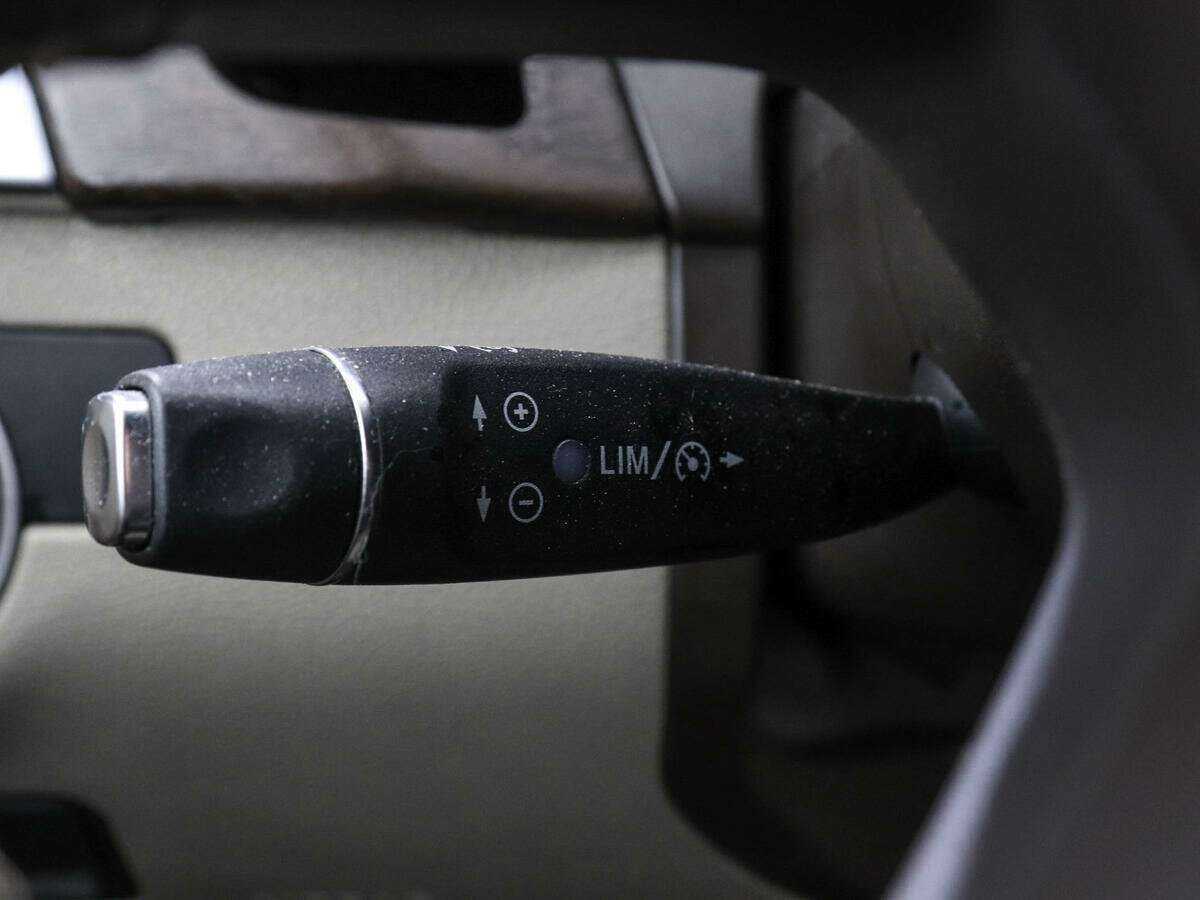 Б/У Мерседес-Бенц М-Класс 2013 года. Фото: #9