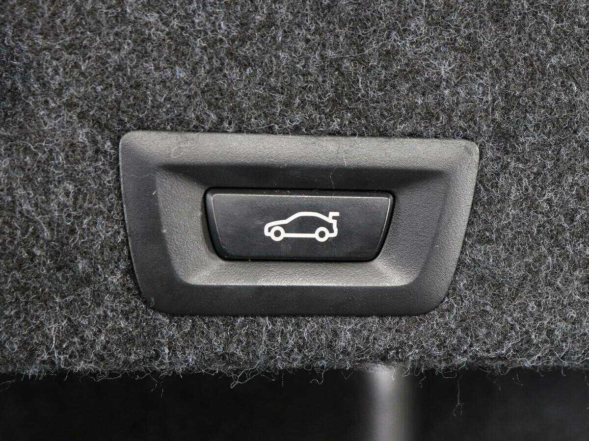 Б/У БМВ 5 серии 2015 года. Фото: #13