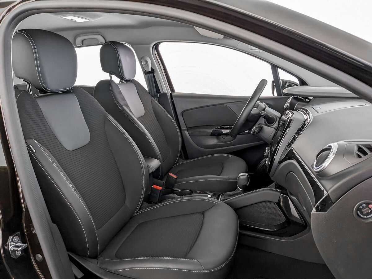 Б/У Рено Каптюр 2020 года. Фото: #17