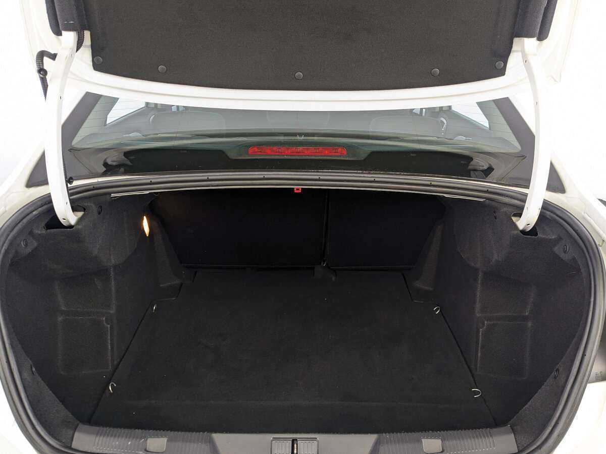 Б/У Ситроен Ц4 2016 года. Фото: #9