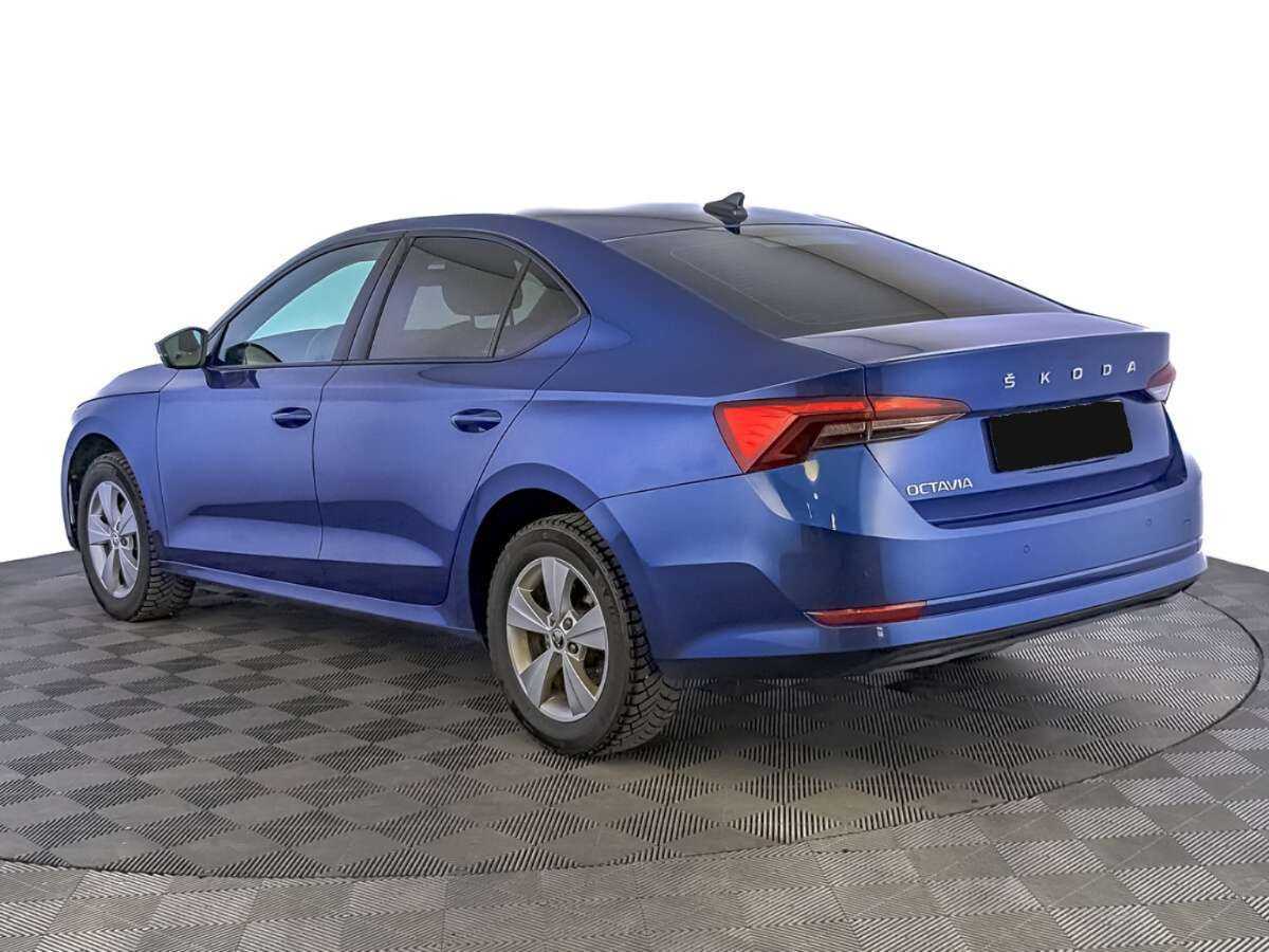 Б/У Шкода Октавия 2021 года. Фото: #6