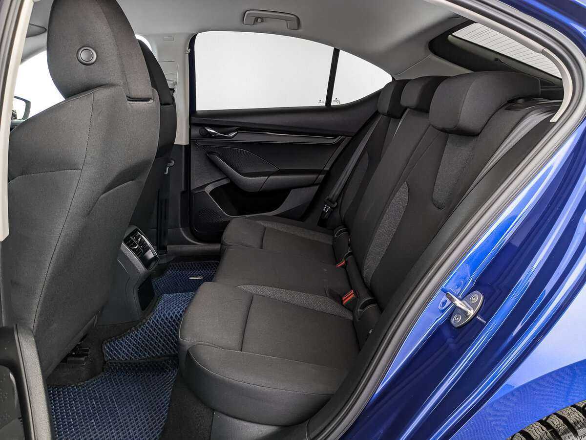 Б/У Шкода Октавия 2021 года. Фото: #13