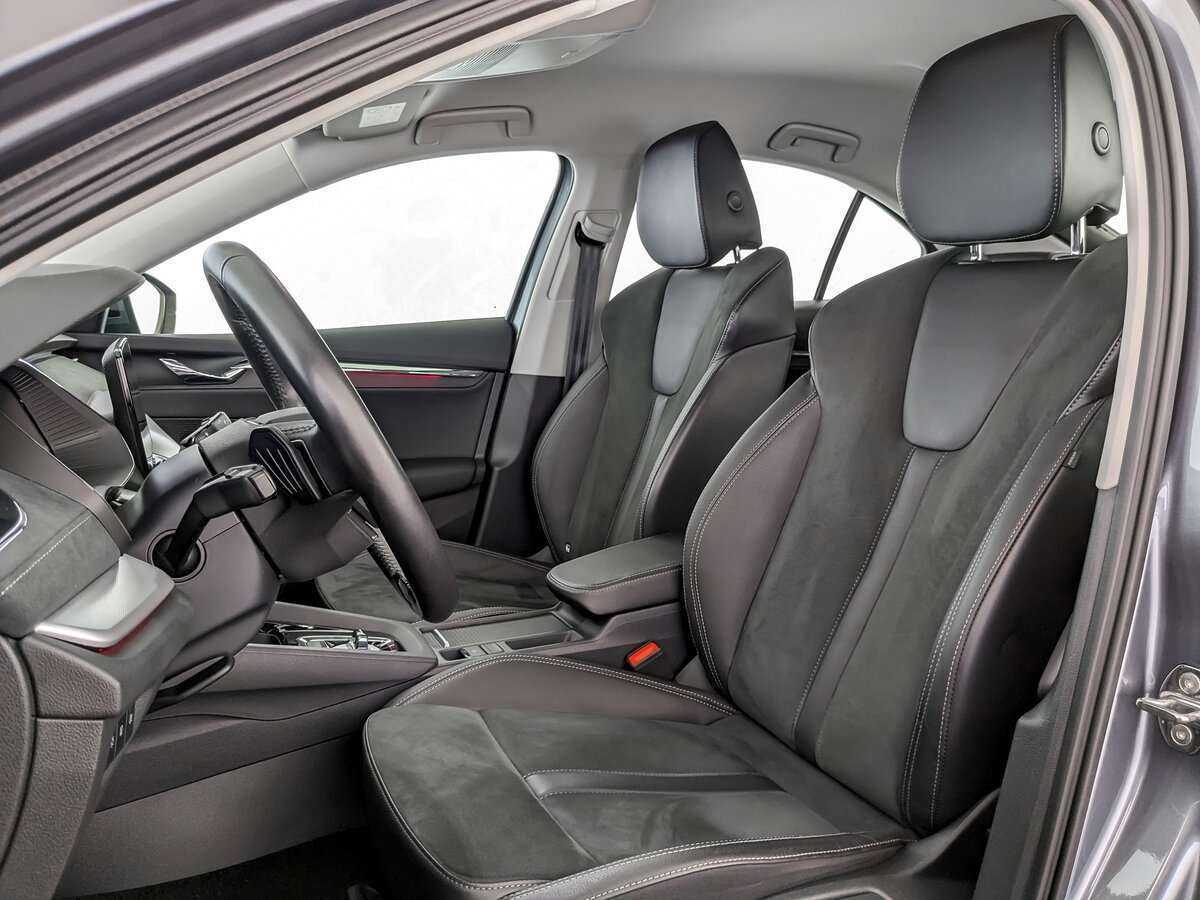 Б/У Шкода Октавия 2021 года. Фото: #18