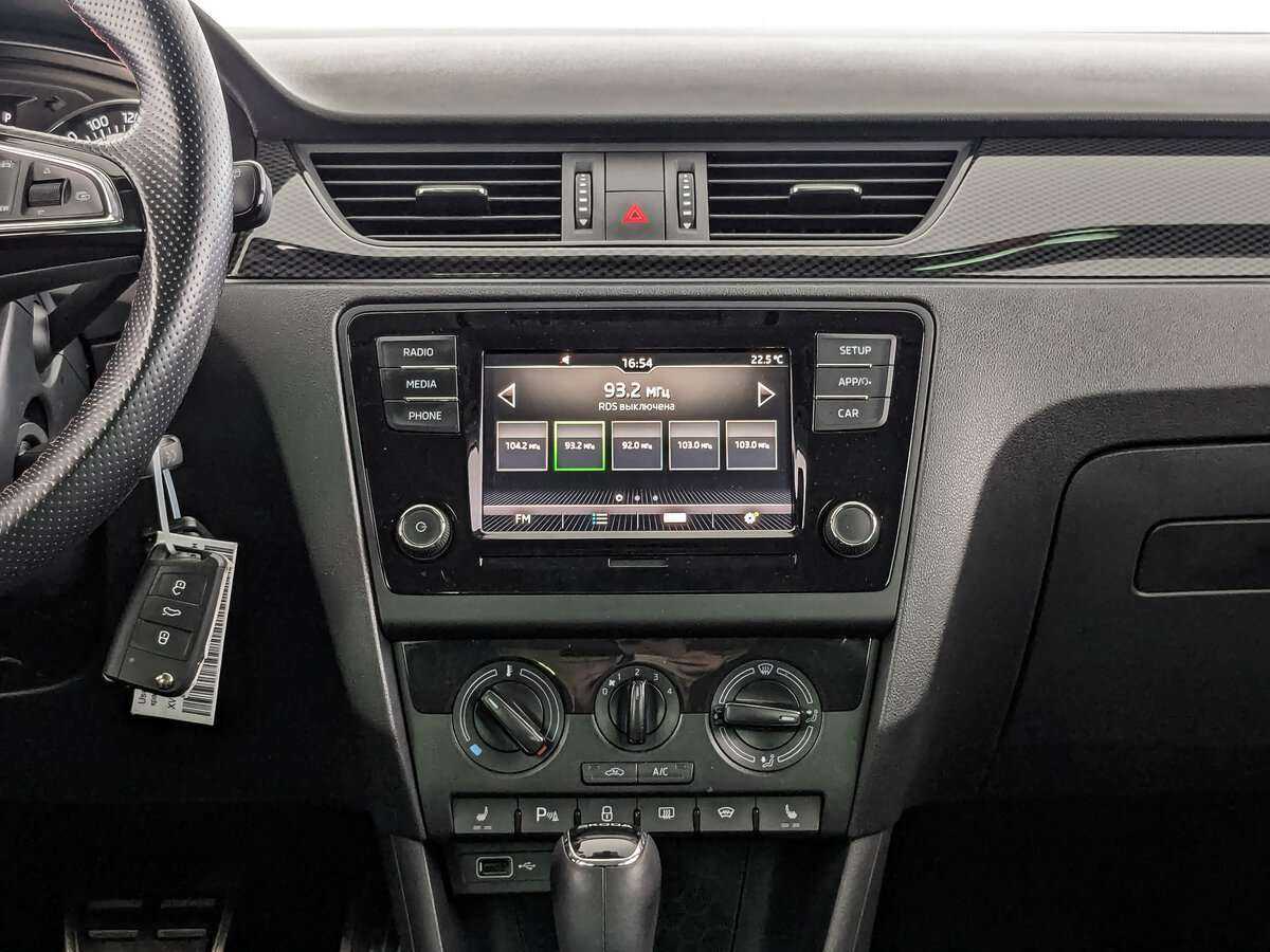 Б/У Шкода Рапид 2019 года. Фото: #11