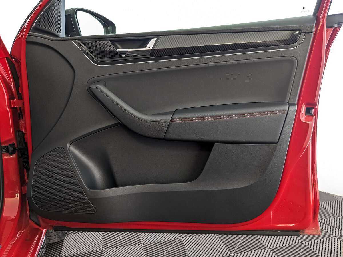 Б/У Шкода Рапид 2019 года. Фото: #18