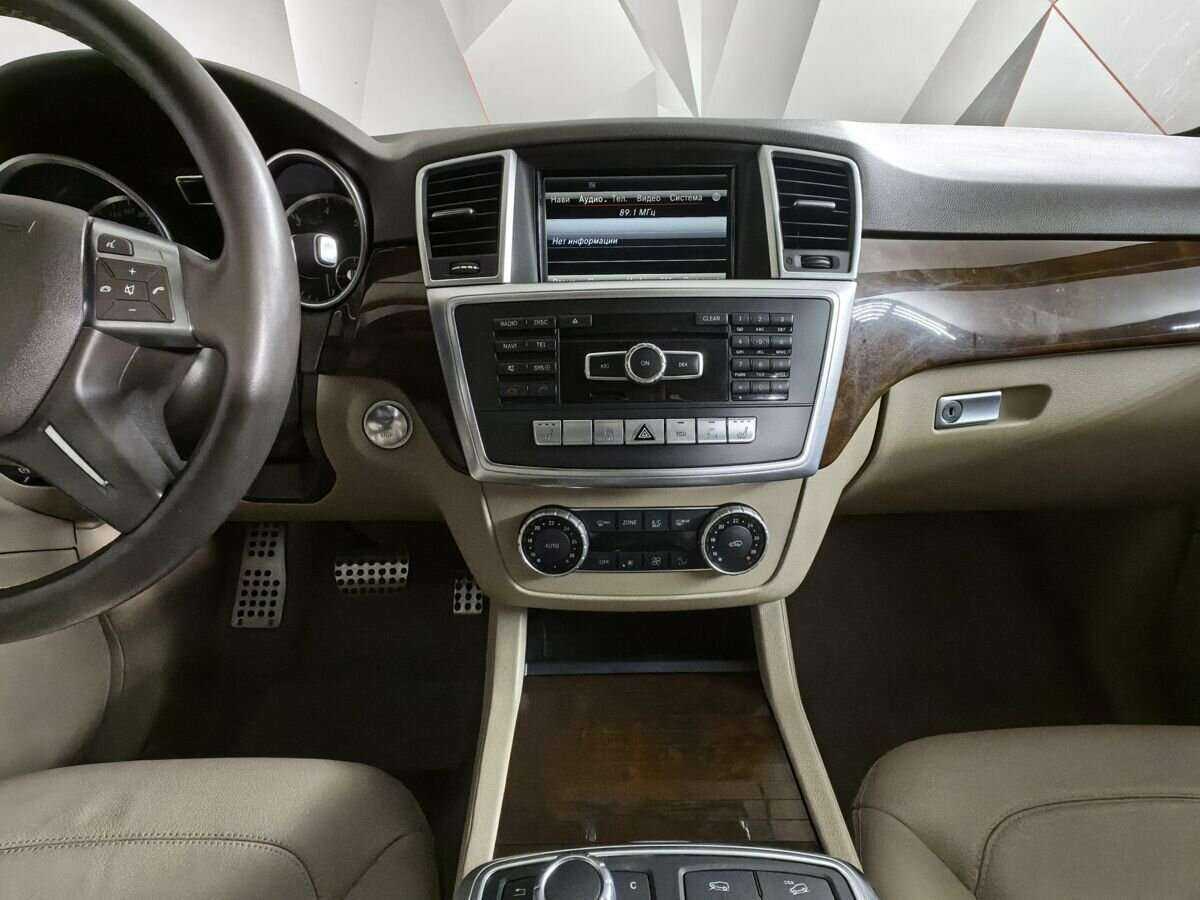 Б/У Мерседес-Бенц М-Класс 2014 года. Фото: #10