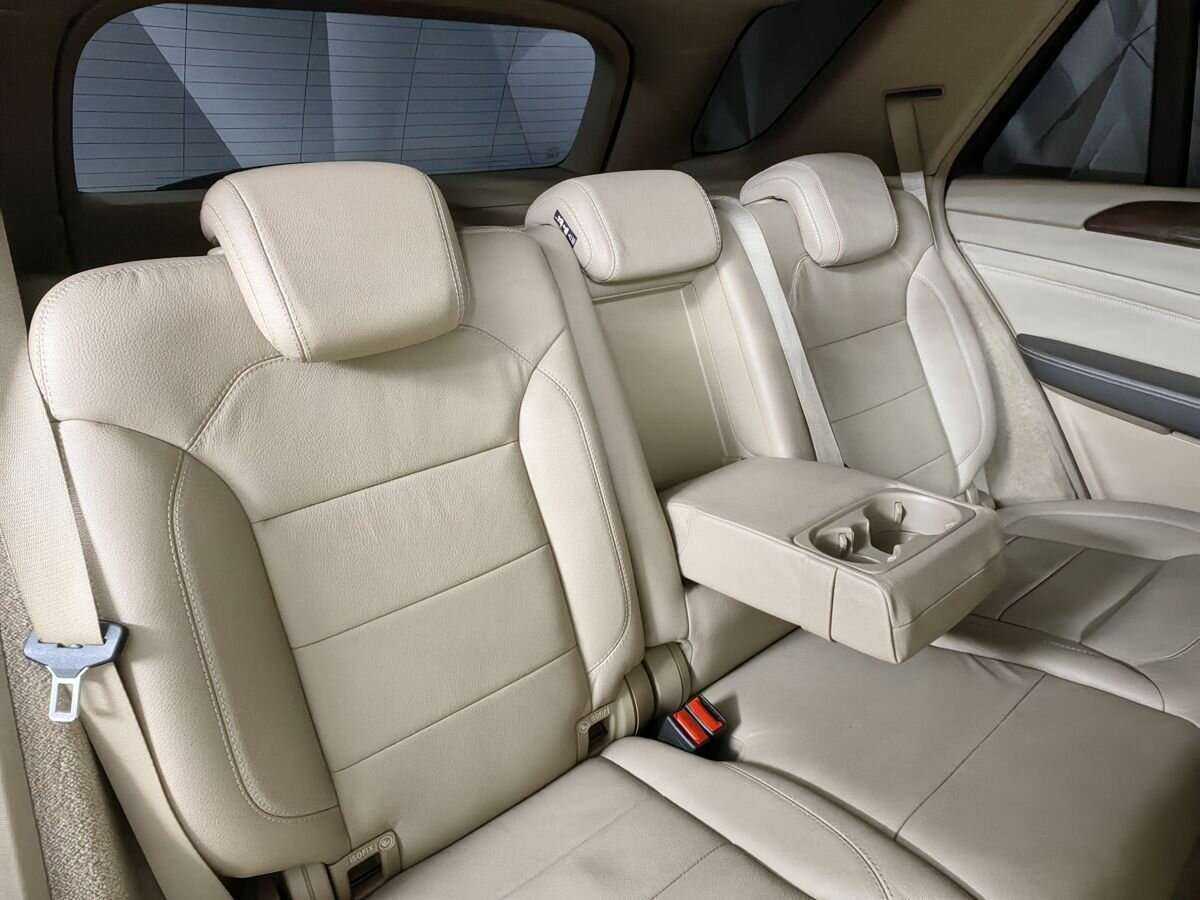 Б/У Мерседес-Бенц М-Класс 2014 года. Фото: #12