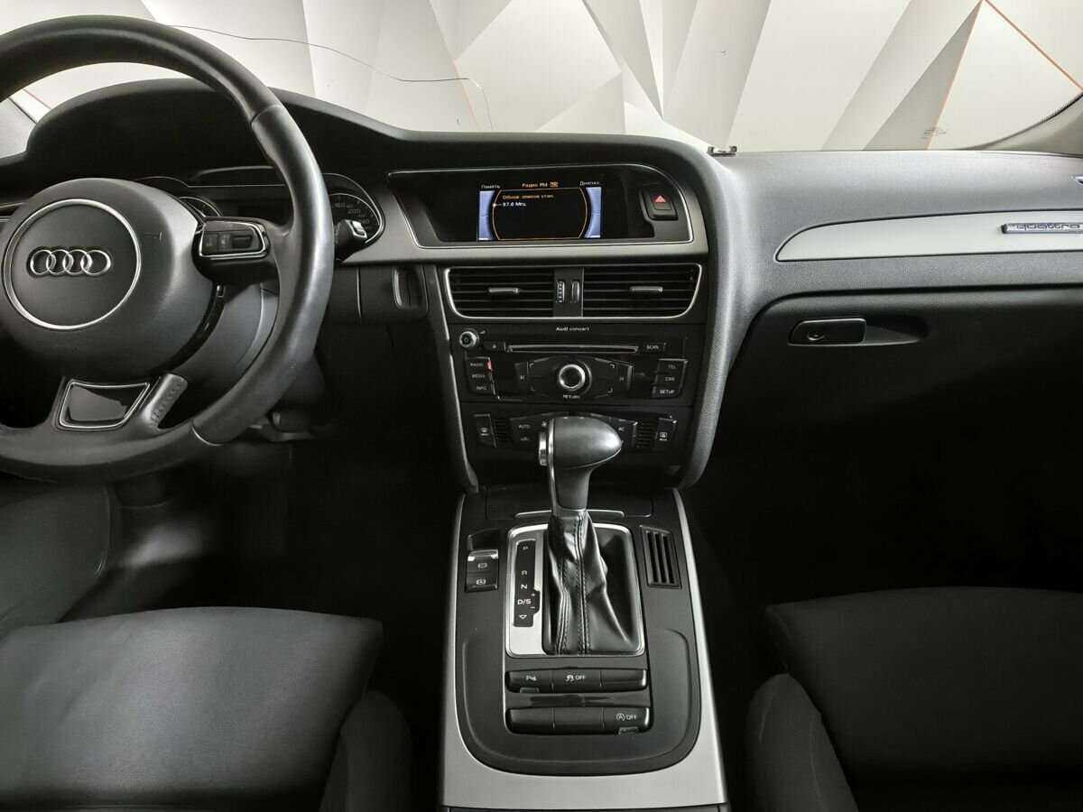 Б/У Ауди А4 2012 года. Фото: #10