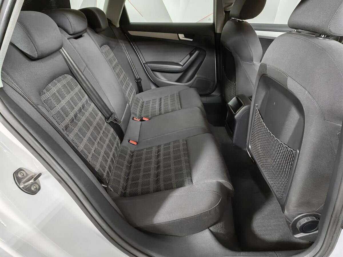 Б/У Ауди А4 2012 года. Фото: #11