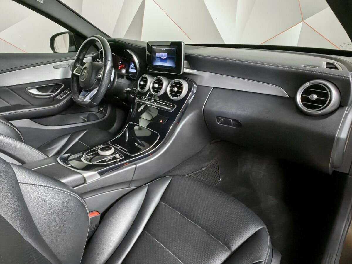 Б/У Мерседес-Бенц Ц-Класс 2014 года. Фото: #8