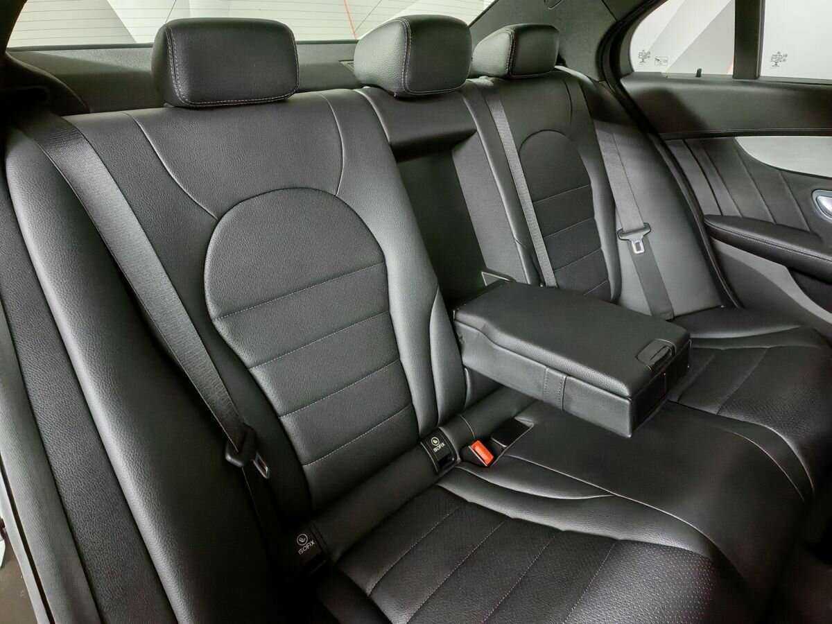 Б/У Мерседес-Бенц Ц-Класс 2014 года. Фото: #12