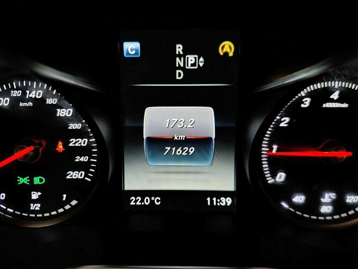 Б/У Мерседес-Бенц Ц-Класс 2014 года. Фото: #15