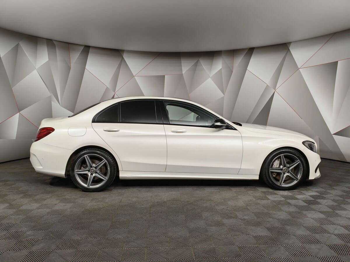 Б/У Мерседес-Бенц Ц-Класс 2015 года. Фото: #5