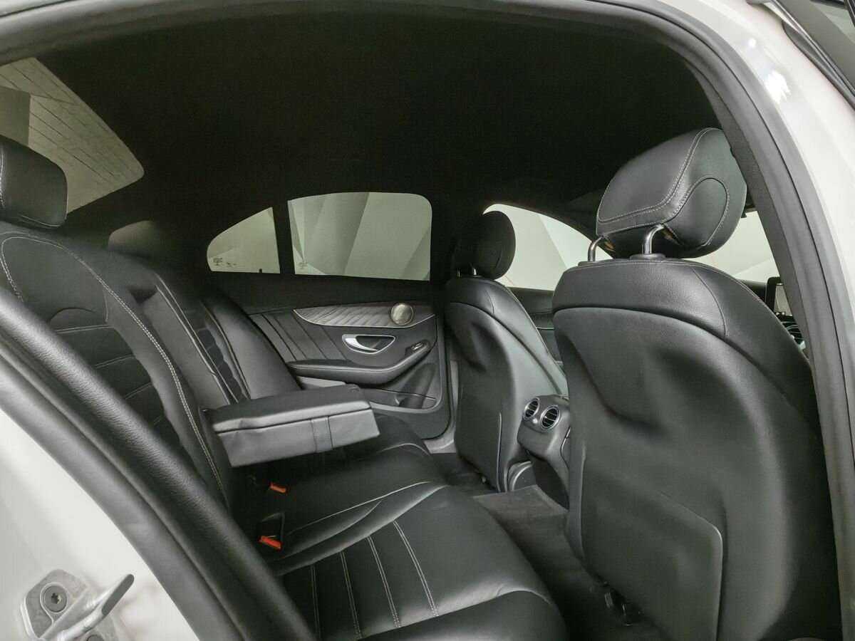 Б/У Мерседес-Бенц Ц-Класс 2015 года. Фото: #11