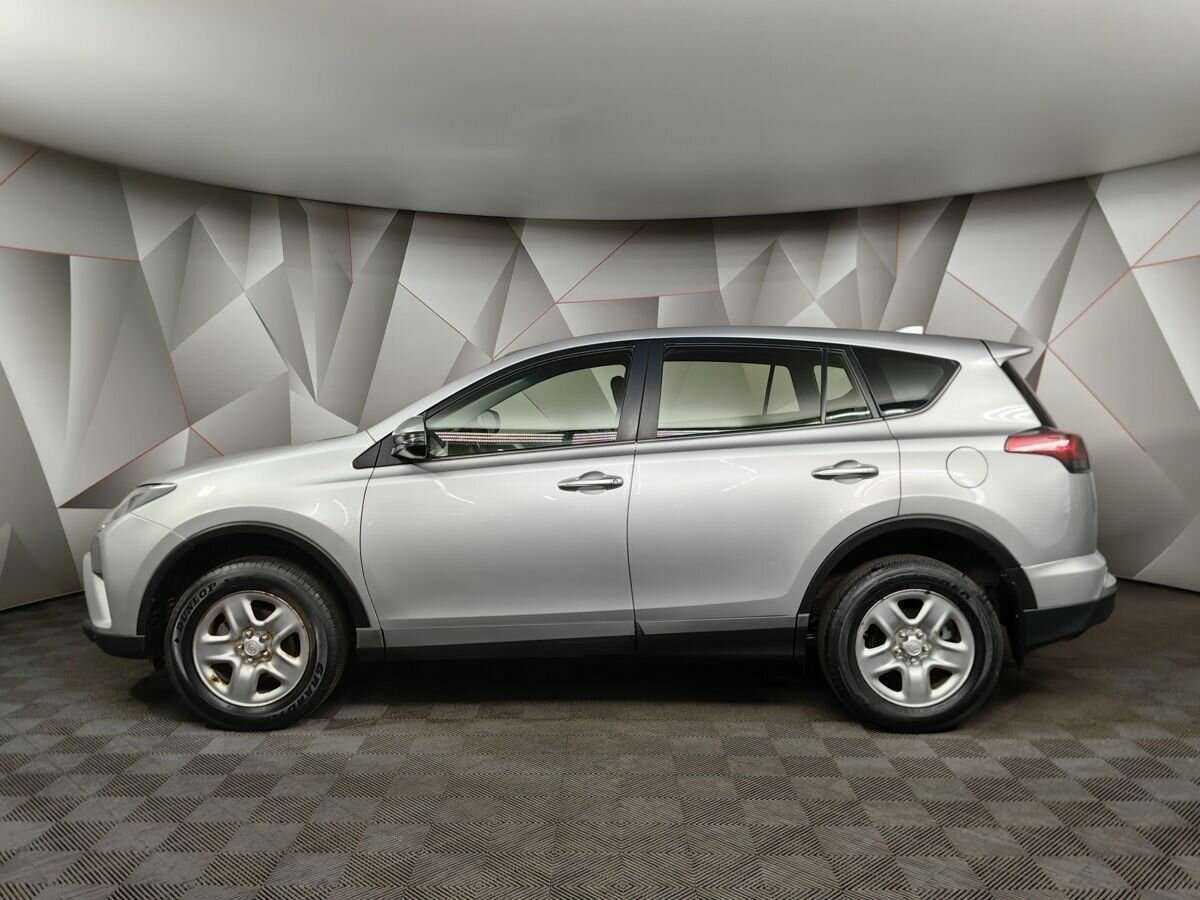 Б/У Тойота Рав4 2016 года. Фото: #3