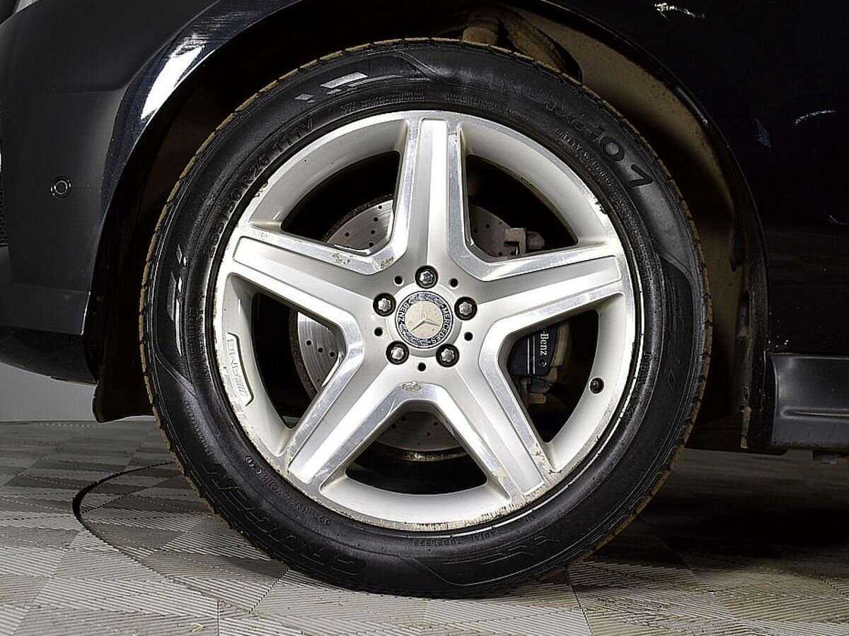 Б/У Мерседес-Бенц М-Класс 2013 года. Фото: #7