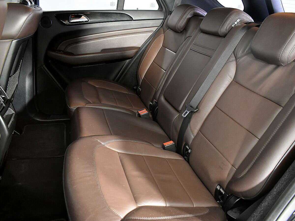 Б/У Мерседес-Бенц М-Класс 2013 года. Фото: #11