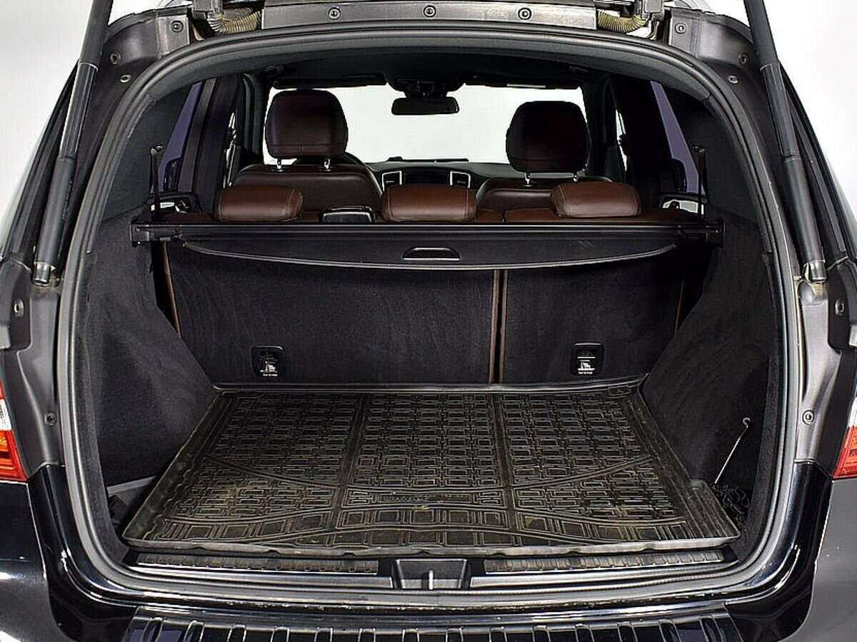 Б/У Мерседес-Бенц М-Класс 2013 года. Фото: #19