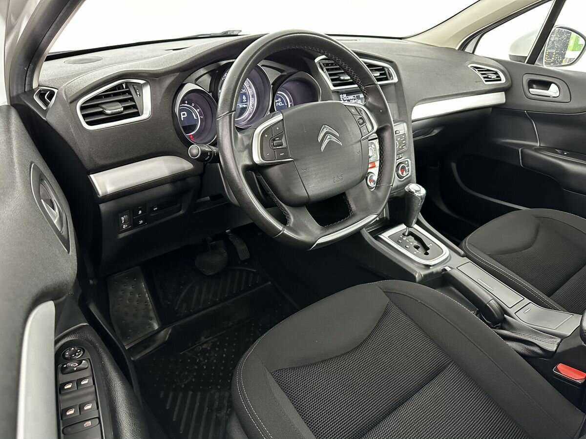 Б/У Ситроен Ц4 2014 года. Фото: #8