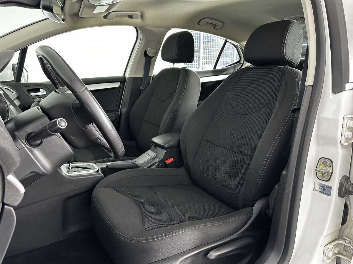 Б/У Ситроен Ц4 2014 года. Фото: #9