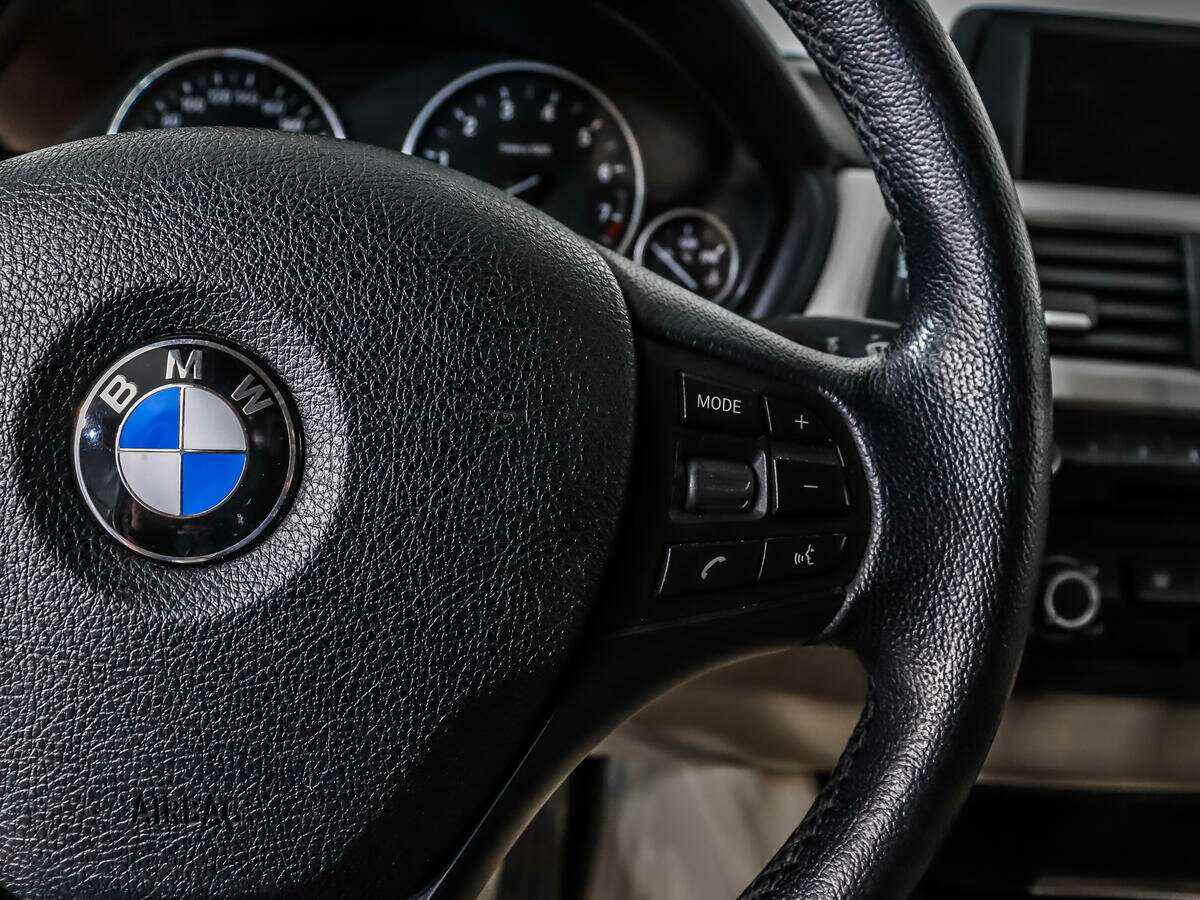 Б/У БМВ 3 серии 2013 года. Фото: #11