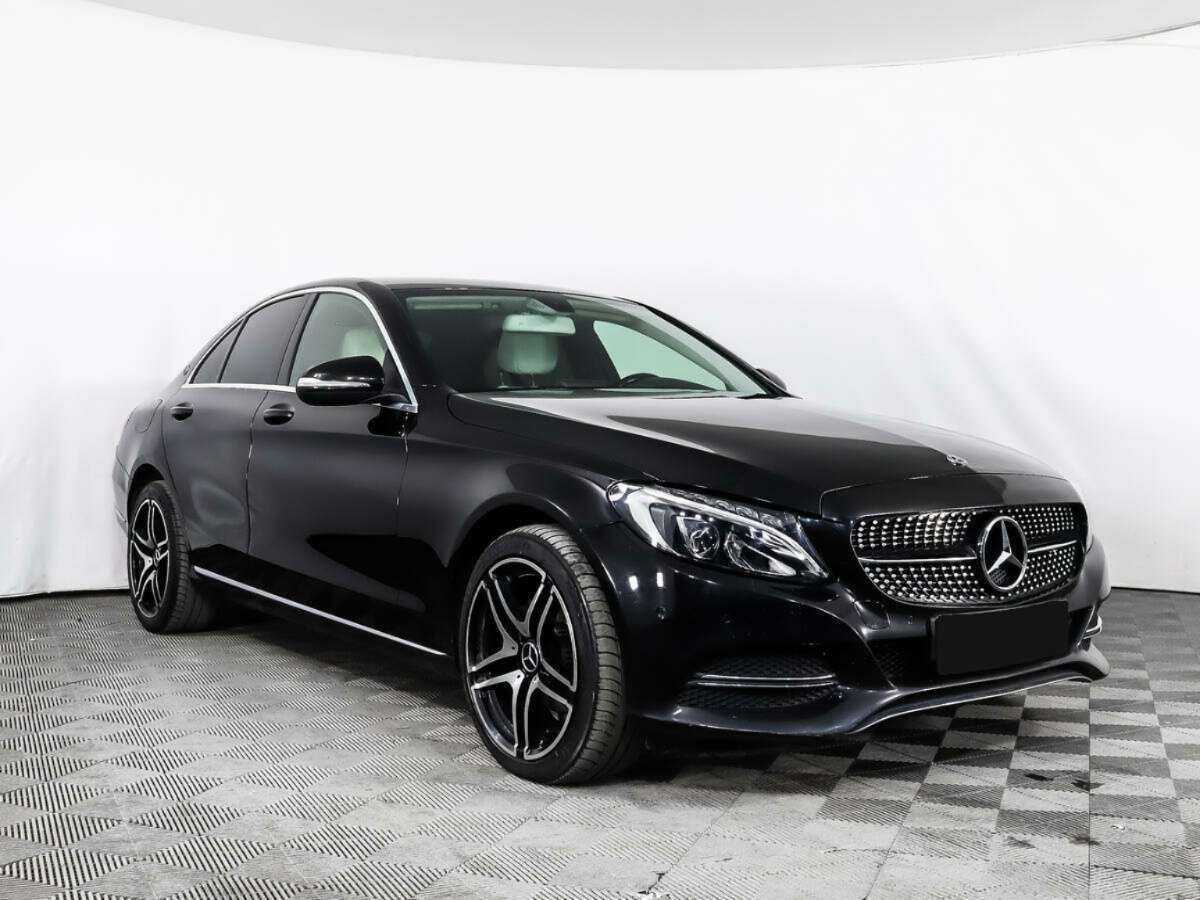 Б/У Мерседес-Бенц Ц-Класс 2014 года. Фото: #2