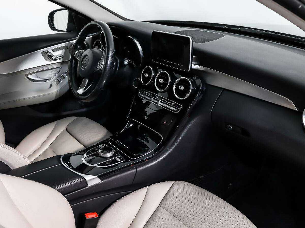 Б/У Мерседес-Бенц Ц-Класс 2014 года. Фото: #12