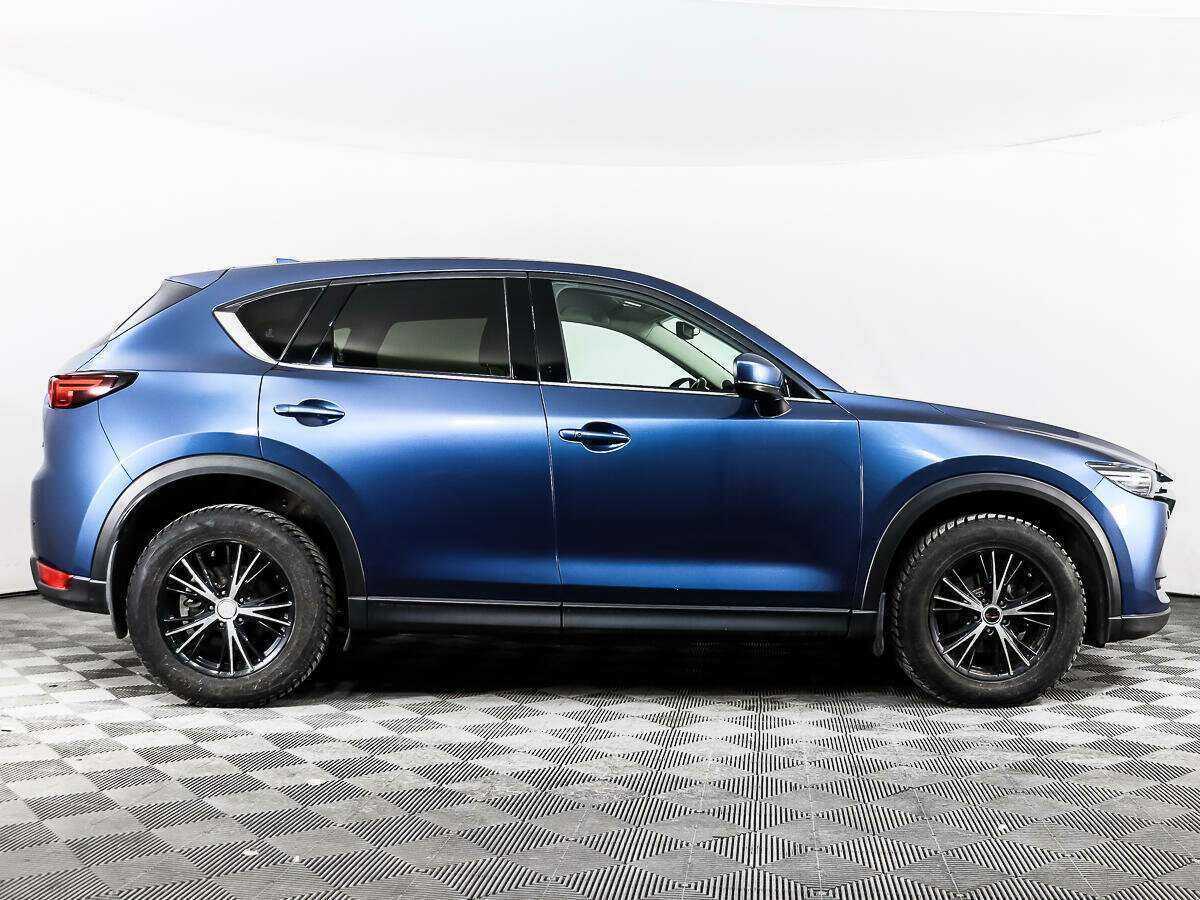 Б/У Мазда Ц-Икс-5 2017 года. Фото: #3