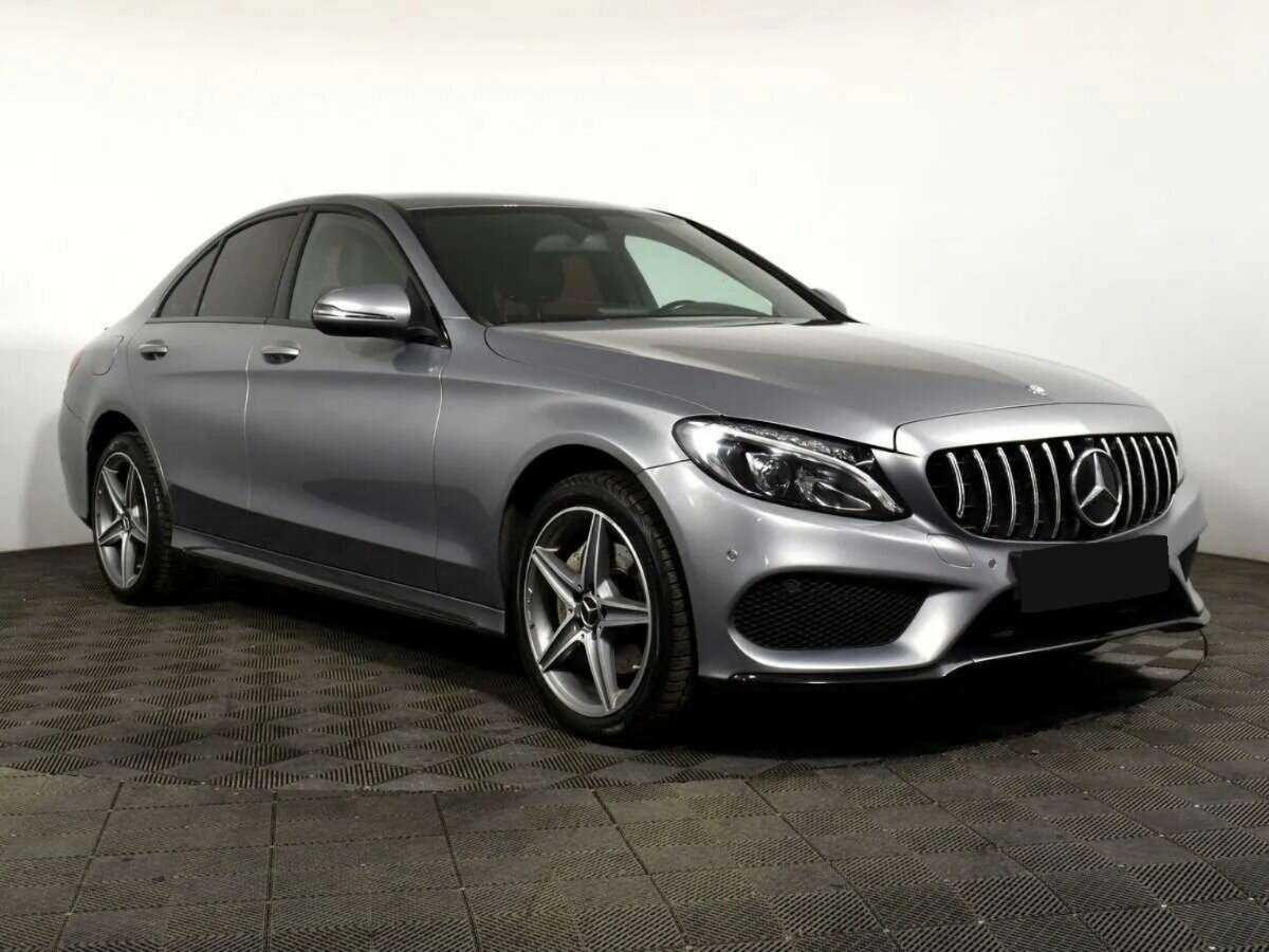 Б/У Мерседес-Бенц Ц-Класс 2016 года. Фото: #1