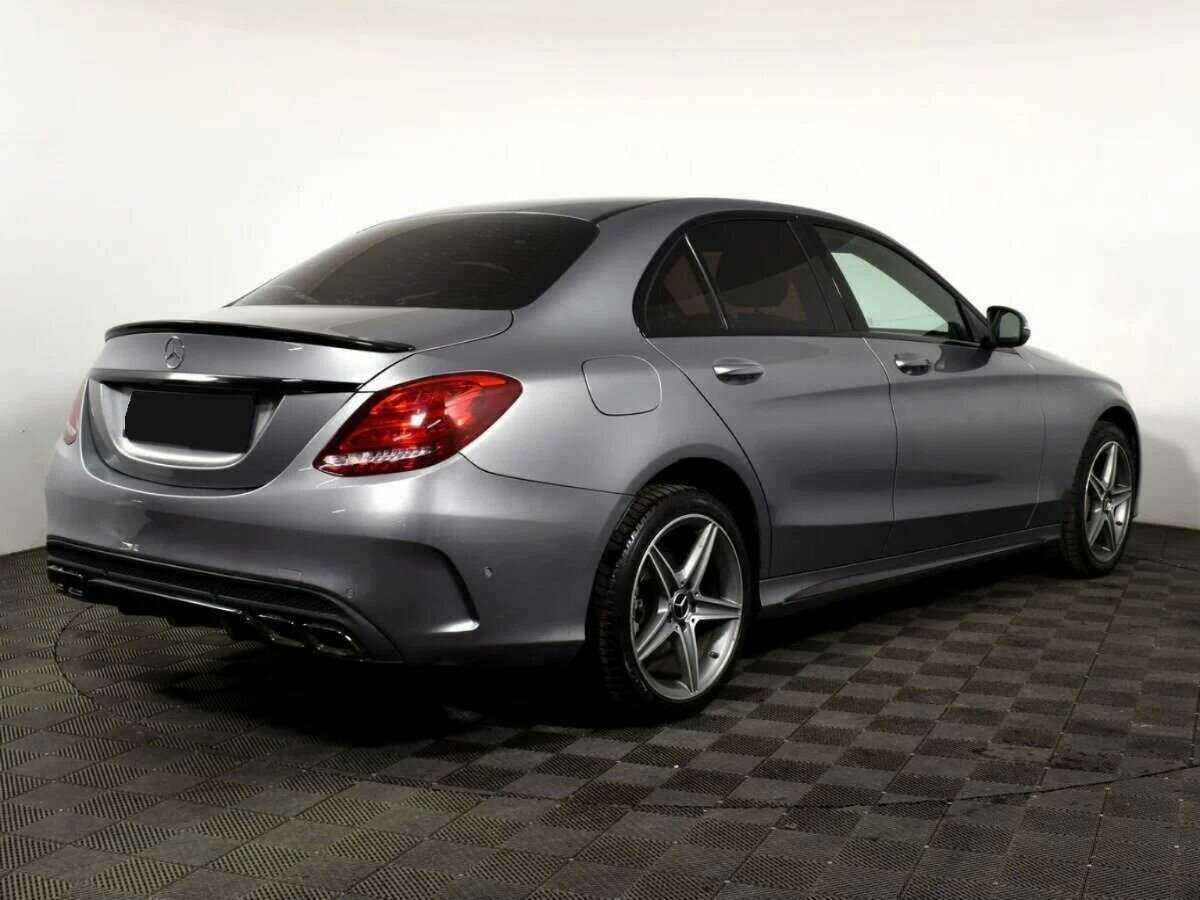 Б/У Мерседес-Бенц Ц-Класс 2016 года. Фото: #2