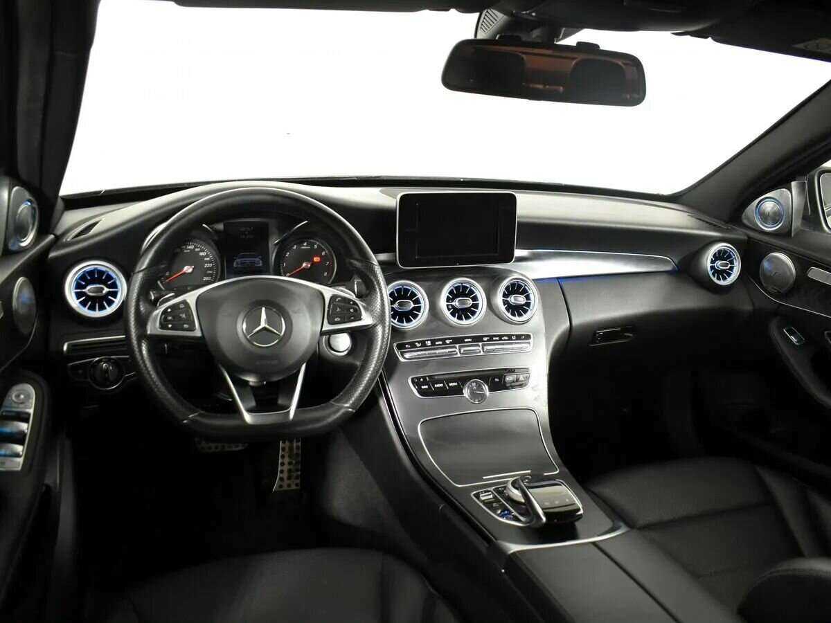 Б/У Мерседес-Бенц Ц-Класс 2016 года. Фото: #6