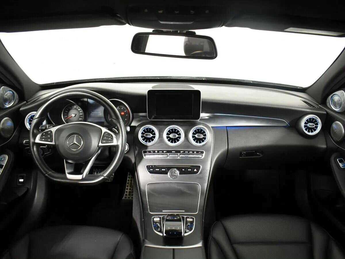 Б/У Мерседес-Бенц Ц-Класс 2016 года. Фото: #7