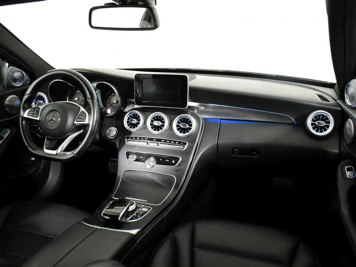 Б/У Мерседес-Бенц Ц-Класс 2016 года. Фото: #8